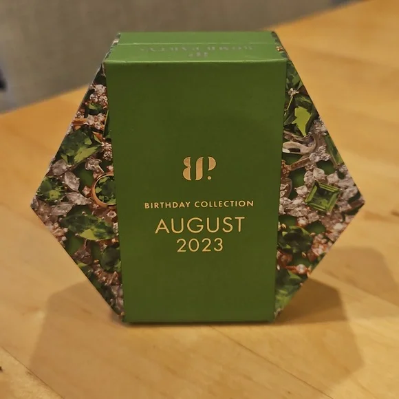 BOMB PARTY PERIDOT Stud Earrings - Picture 3 of 6